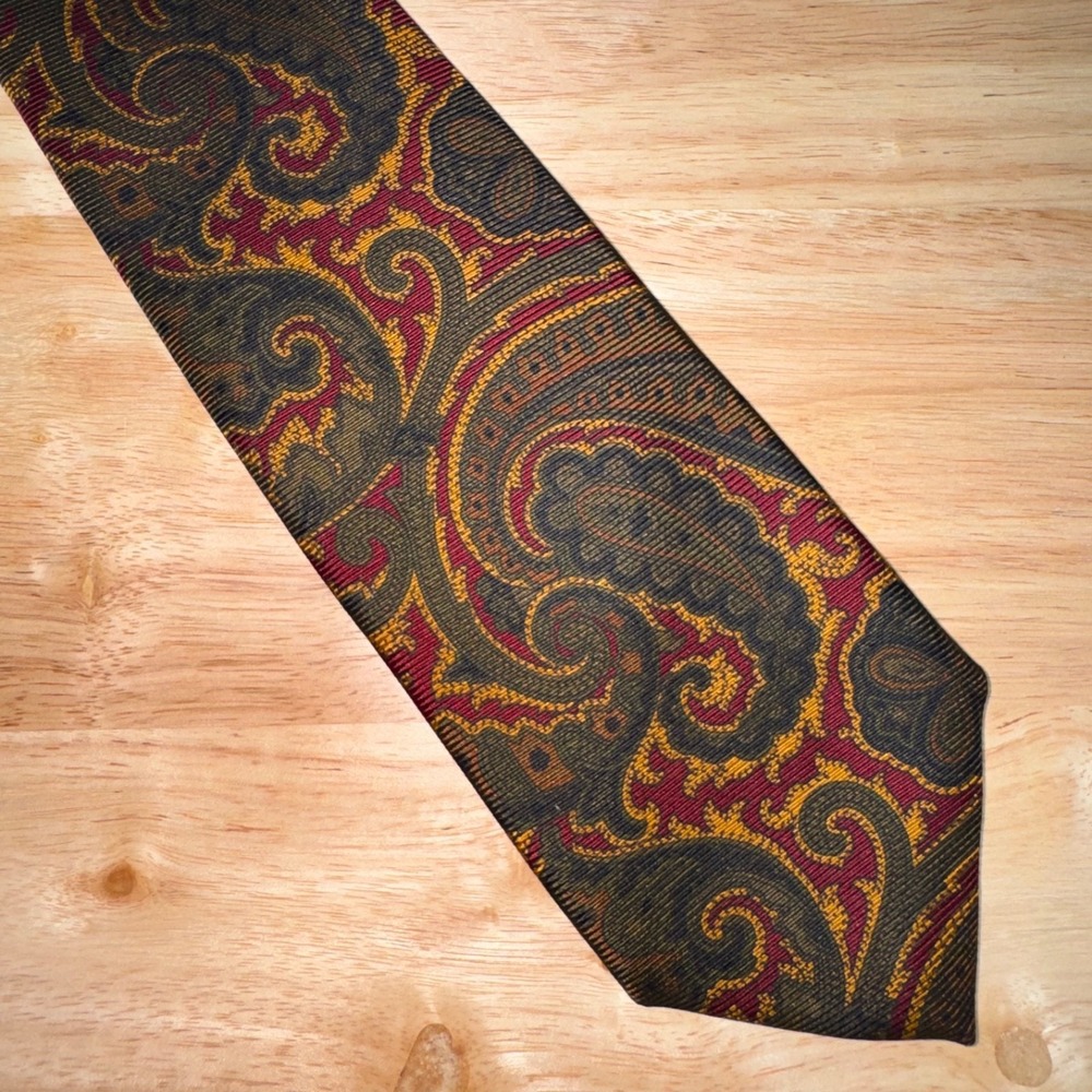Robert Talbott Silk Tie Brown Red Gold Paisley Hand Sewn USA Ancient Madder - Picture 9 of 14